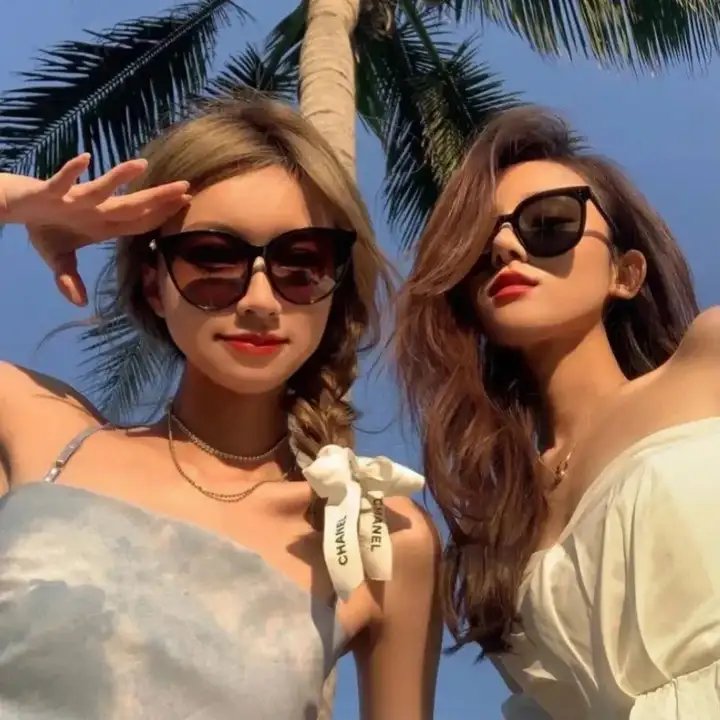 想吃掉我的非人少女